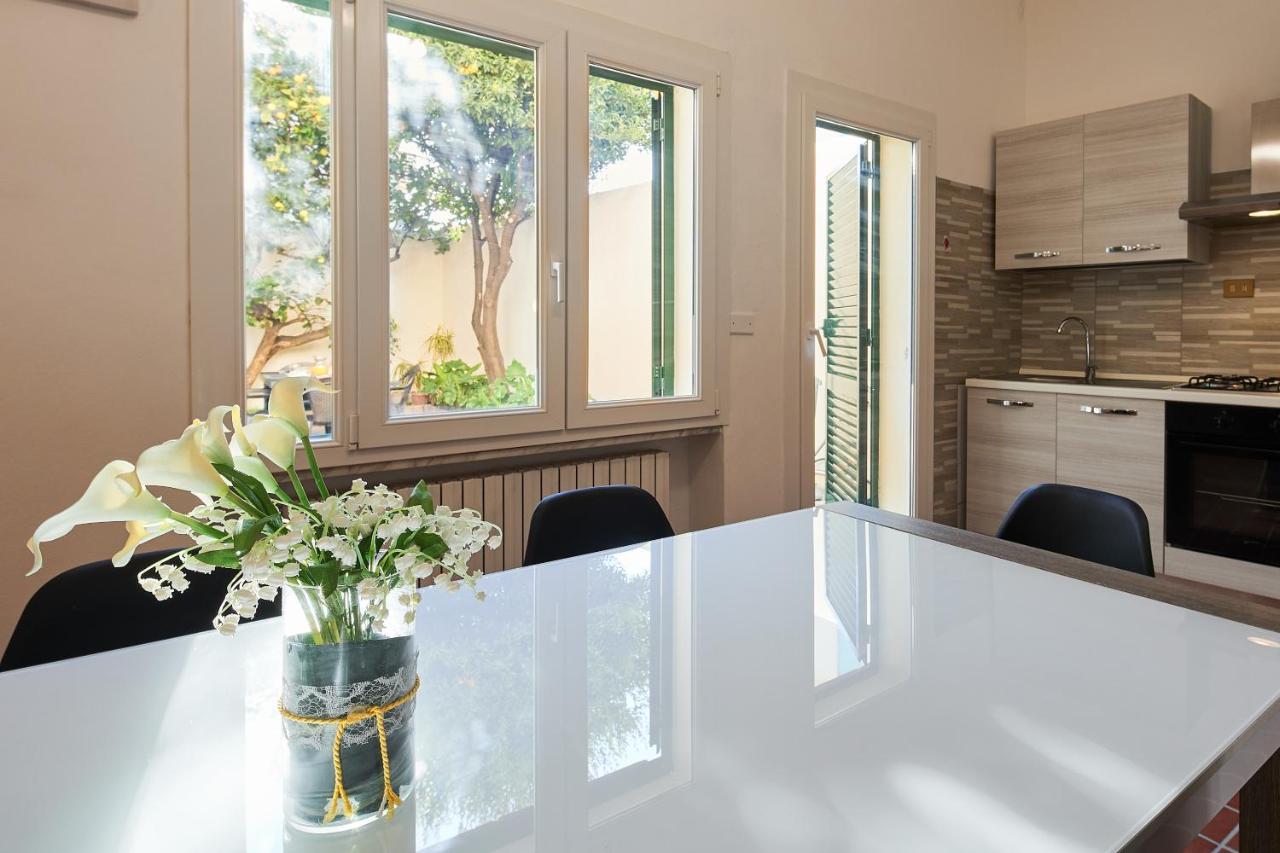 ✦ Garden House In Centro - Free Parking ✦ Leilighet Livorno Eksteriør bilde