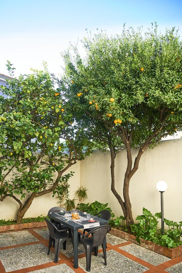 ✦ Garden House In Centro - Free Parking ✦ Leilighet Livorno Eksteriør bilde
